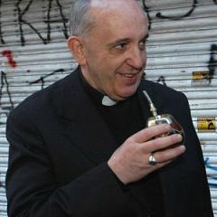 Francis Bergoglio drinking mate